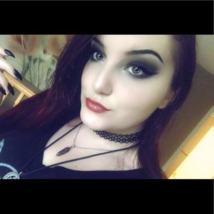 Meet your Posher, Breanna